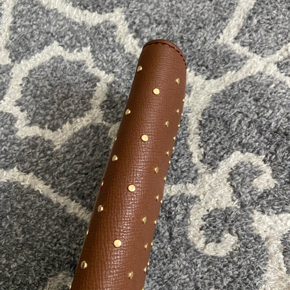 Burberry studded wallet - Picture 7 of 11